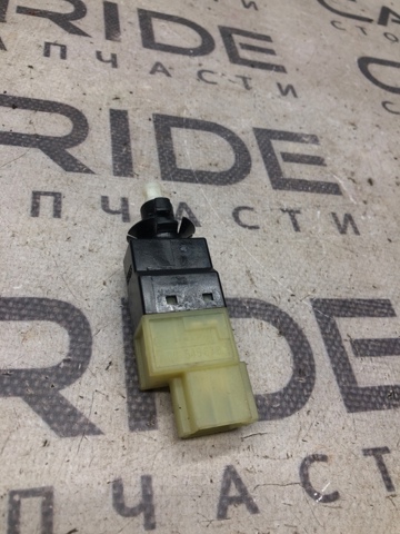 A0015456709 MERCEDES Датчик стоп сигнала купить в Одесса