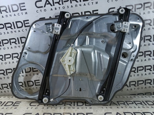 Стеклоподъемник передней двери A1647201579 MERCEDES