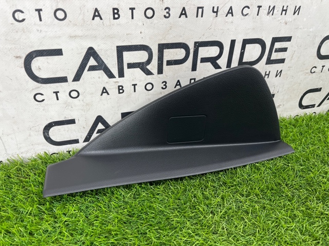 MERCEDES A24768901009051 Крышка боковая панели "торпедо", правая в наличии Ровно