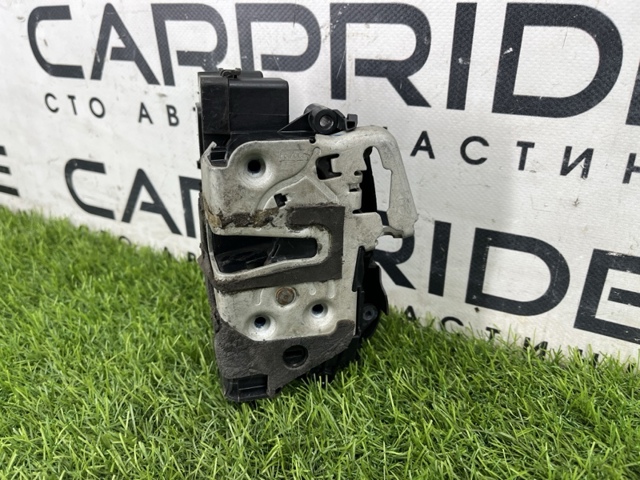 AE8Z5421813F FORD Замок водительской двери купить в Черновцы