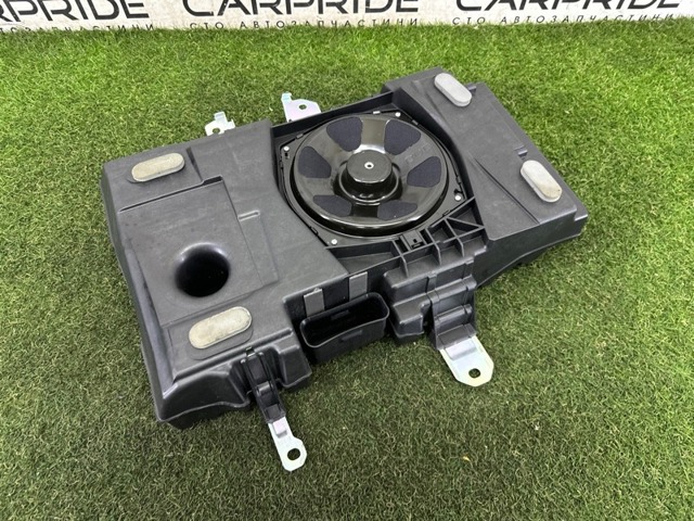 LAND ROVER BJ3218808EB в наличии Киев