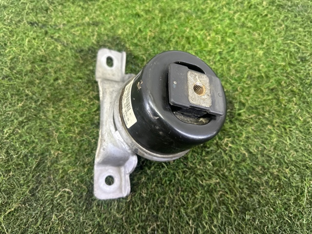 LAND ROVER BJ326F012BA в наличии Черновцы