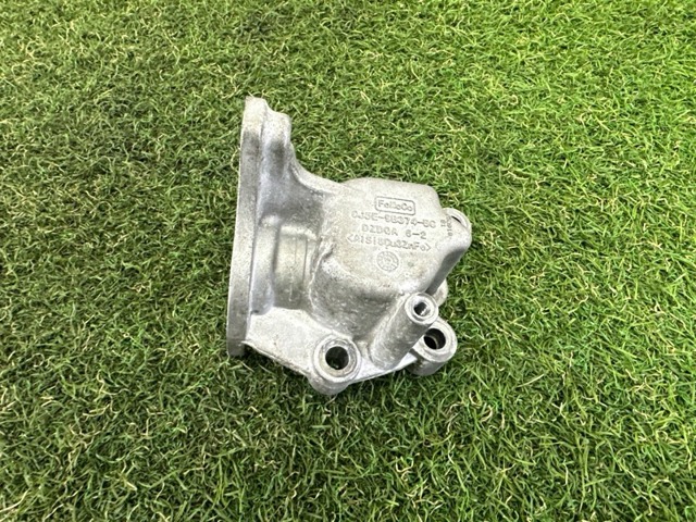 Кронштейн топливного насоса ТНВД CJ5E9B374BC LAND ROVER