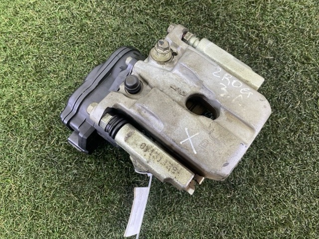 D40106RA0C Суппорт тормозной задний левый купить Хмельницкий
