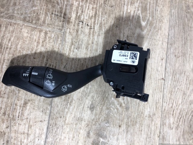 Правый подрулевой переключатель  F1FT17A553AA FORD
