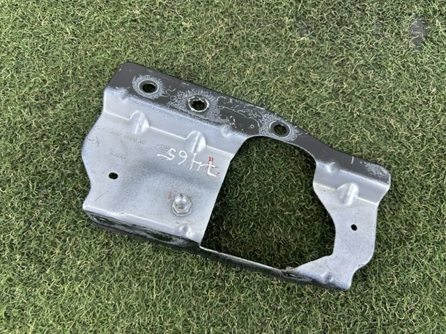 LAND ROVER J8A216150AC в наличии Винница