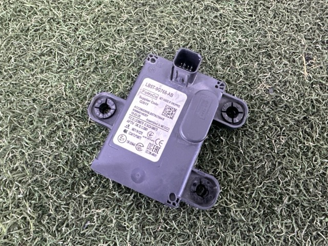LB5T9G768AB FORD купить в Украина