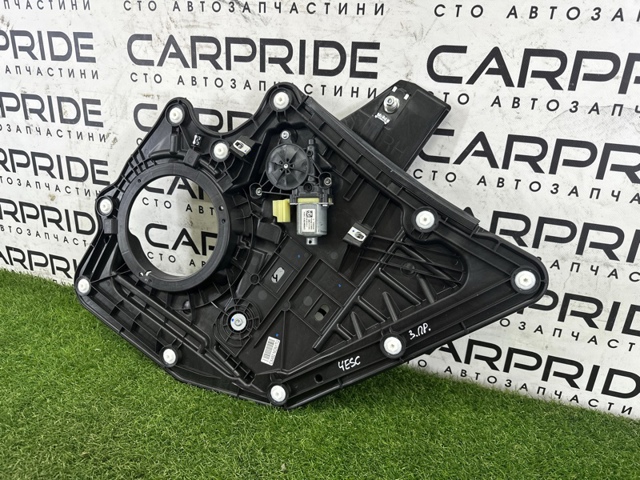 Моторчик стеклоподъемника двери задней, правой LJ6Z7827000A FORD
