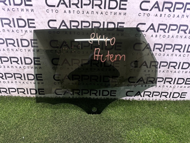 Стекло заднее левое LR026715 LAND ROVER