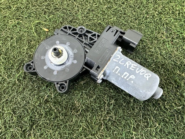 LR031660 LAND ROVER Мотор стеклоподъемника двери передней правой купить в Павлоград