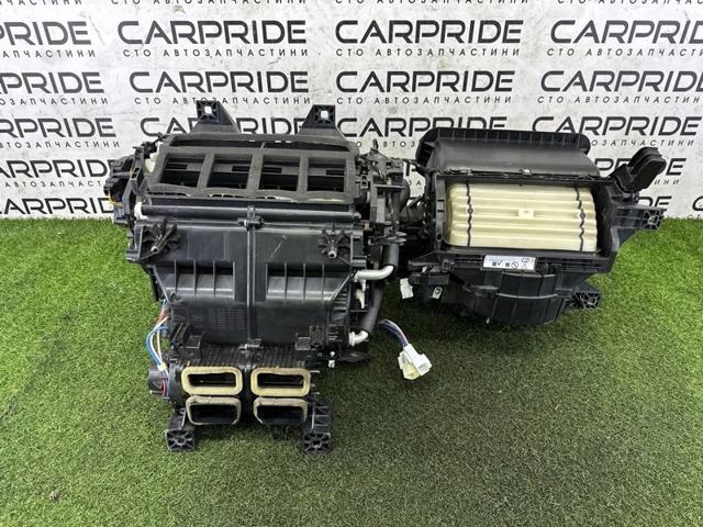 Электроподогреватель воздуха системы отопления салона LR036381 LAND ROVER