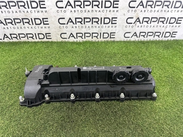 Крышка клапанная, правая LR041443 LAND ROVER