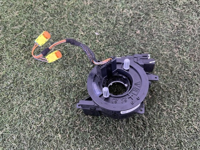 Шлейф Airbag LR042314 LAND ROVER