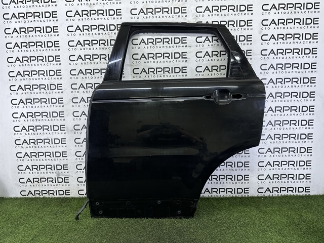 Дверь пассажирская задняя левая LR044229 LAND ROVER