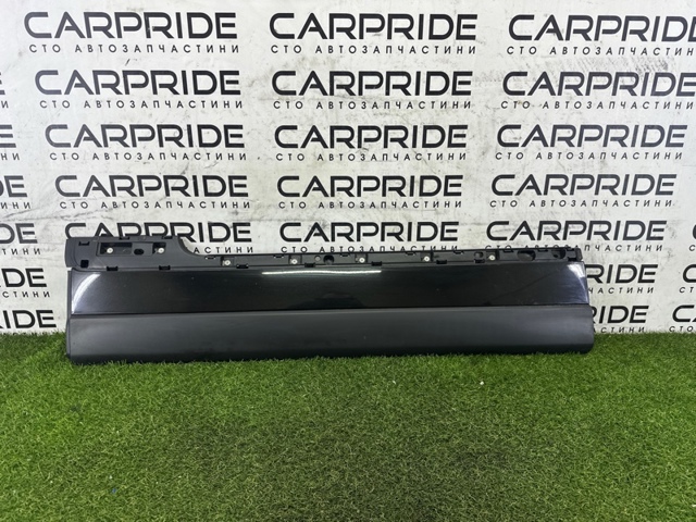 LR048805 LAND ROVER Молдинг двери передней левой нижний купить в Кривой Рог