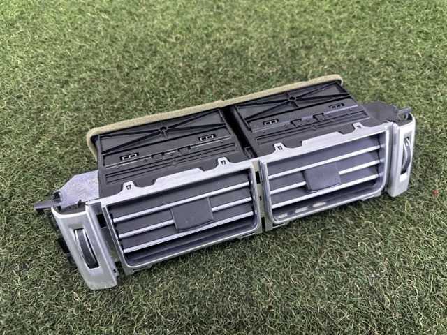 LR055740 LAND ROVER купить в Ровно