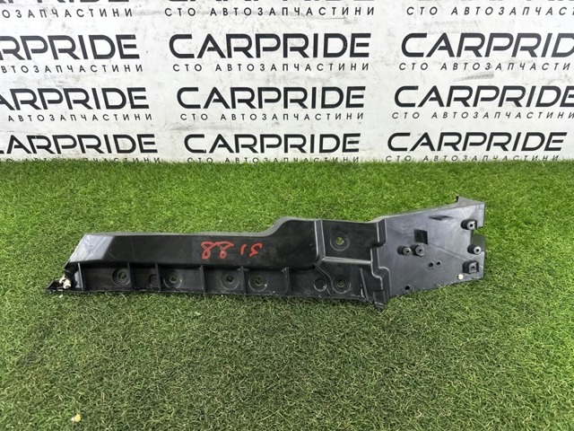 LAND ROVER LR055887 Направляющая заднего бампера правая в наличии Ровно