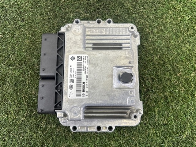 Электронный блок управления двигателем LR057872 LAND ROVER