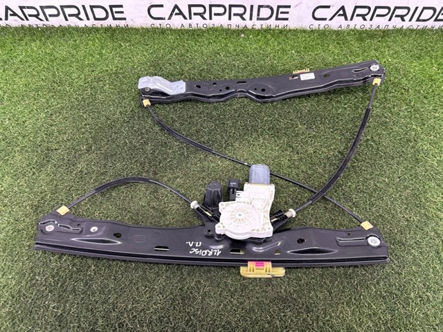 Стеклоподъемник передней двери LR058513 LAND ROVER