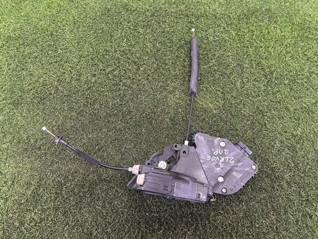 Внутренний дверной замок LR064792 LAND ROVER