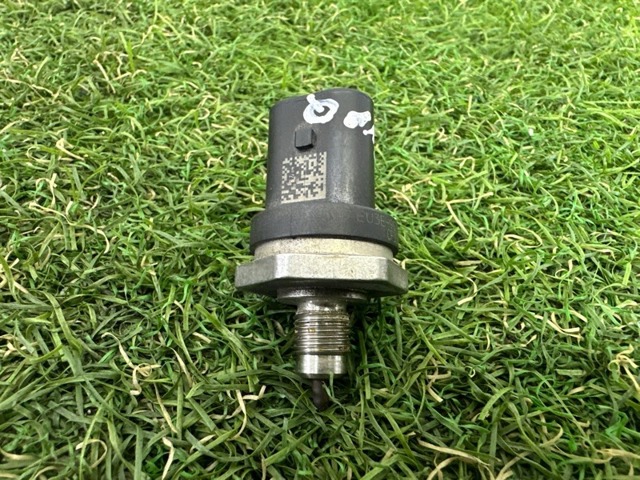 Манометры LR065516 LAND ROVER