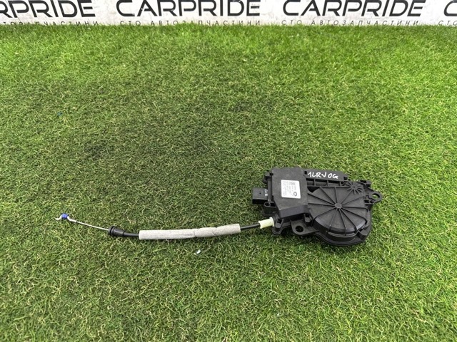 Замок крышки багажника LR090182 LAND ROVER