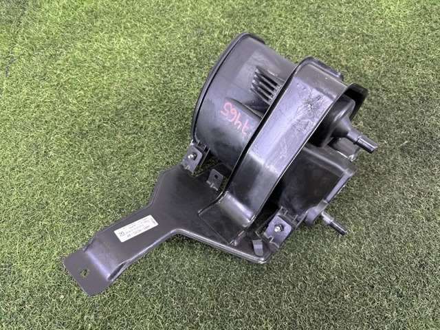LR092386 LAND ROVER купить в Ирпень