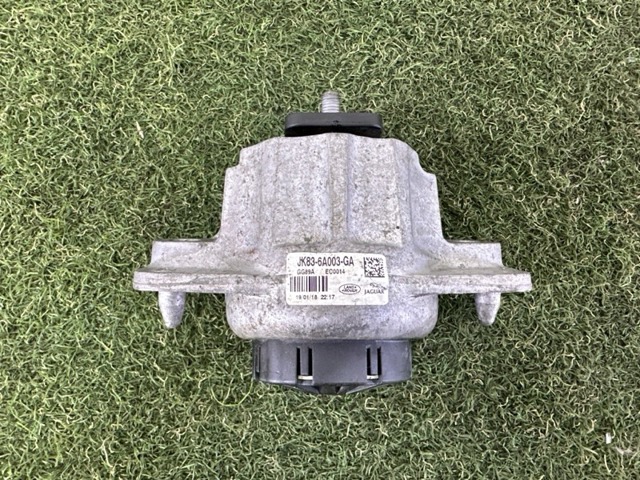 Гидроопора двигателя левая LR094228 LAND ROVER