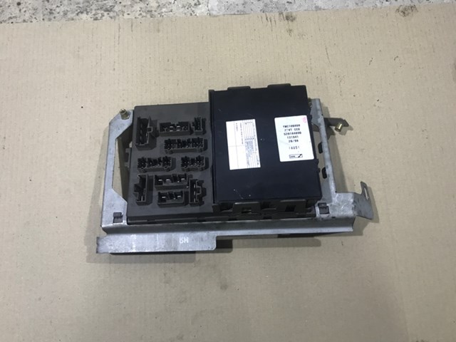 Блок управления комфортом YWC106080 LAND ROVER