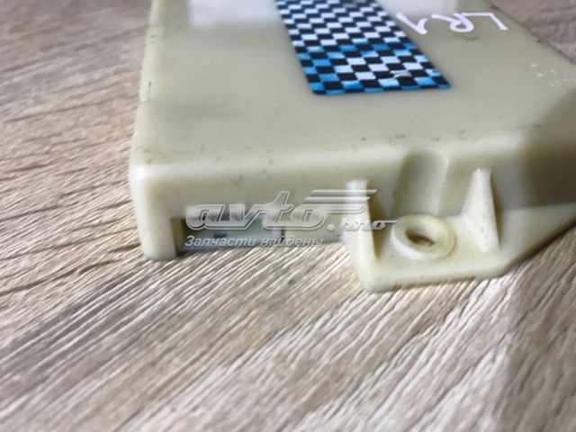 LAND ROVER YWC106310 в наличии Кривой Рог