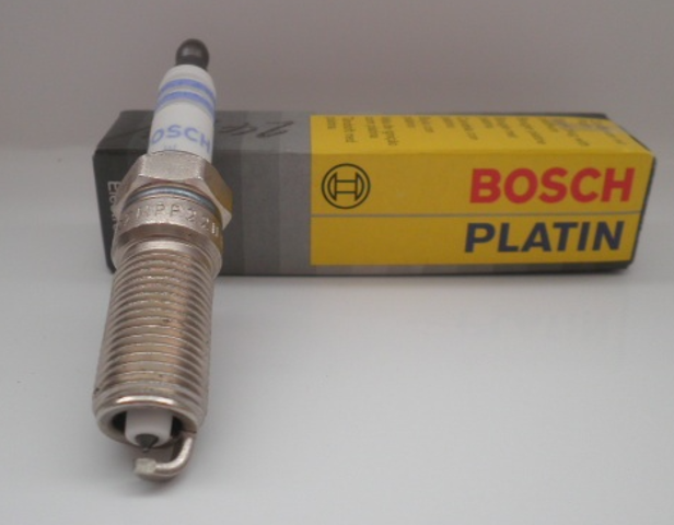 Свечи зажигания 0242235643 BOSCH