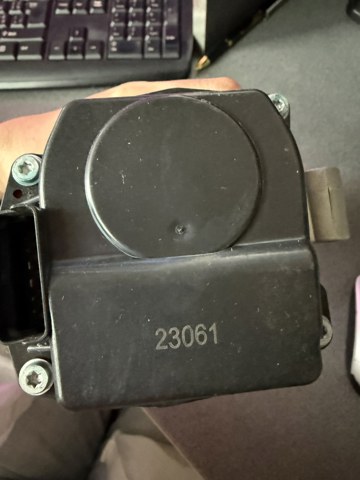 TQ39092 TQPARTS Дроссельная заслонка купить в Хмельницкий