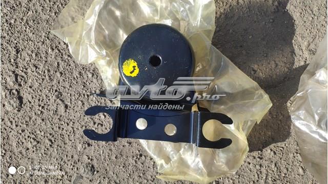 MAZDA EC0739070B Подушка (опора) двигателя левая в наличии Полтава