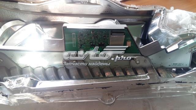 TOYOTA 8117160K12 Стекло фары левой в наличии Украина