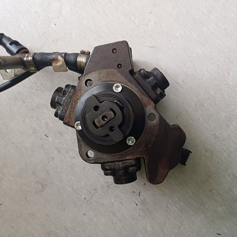 Насос топливный высокого давления 0445010204 BOSCH