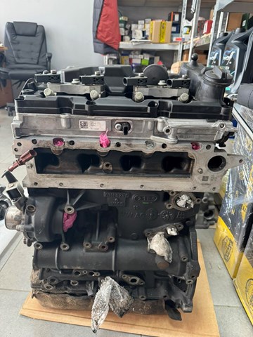 VAG 04L100037A Двигатель в наличии Николаев