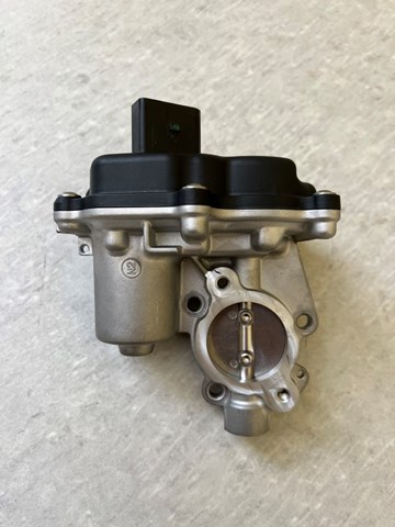 Клапан EGR системы рециркуляции отработавших газов 04L131501D VAG
