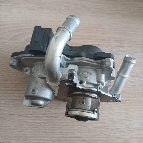 Клапан EGR системы рециркуляции отработавших газов 04L131501S VAG