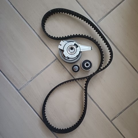 Ремень ГРМ, комплект 04L198119A VAG