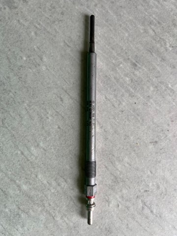 Свеча накала A0011597101 MERCEDES