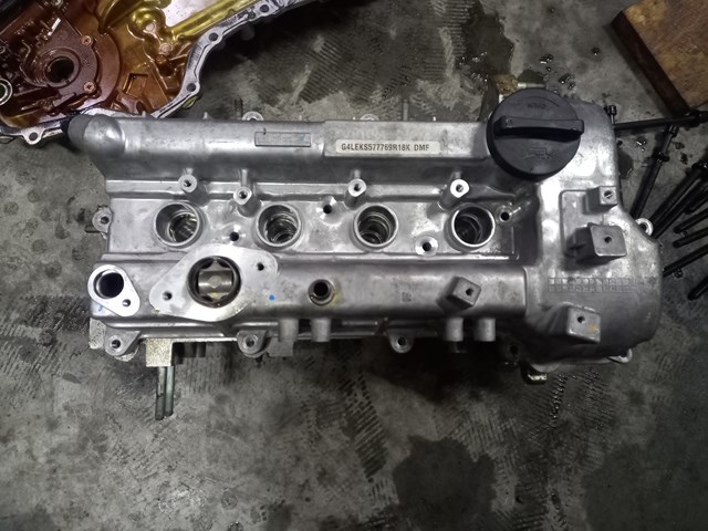 Головка блока цилиндров (ГБЦ) 2210003HA5 HYUNDAI