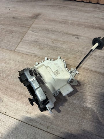 PORSCHE 9A783721606 Замок двери передней правой в наличии Одесса