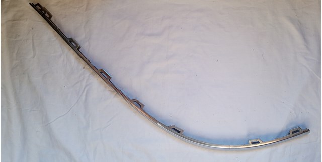 Молдинг бампера заднего правый 3C8807459B VAG
