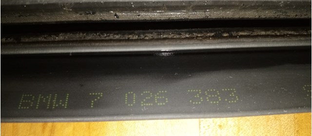 Нижняя юбка переднего бампера 51117026383 BMW