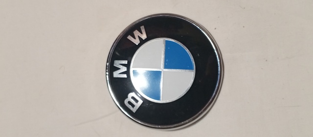 Эмблема капота 51148132375 BMW