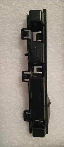 51777294887 BMW Кронштейн наружной накладки порога левой купить в Полтава