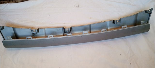 Молдинг бампера переднего, центральный 620729344R RENAULT