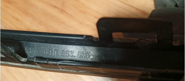 6RF853835 Молдинг бампера заднего центральный купить Украина