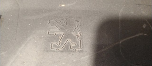 PEUGEOT 9825289077 Расширитель (накладка) арки заднего крыла правый в наличии Украина
