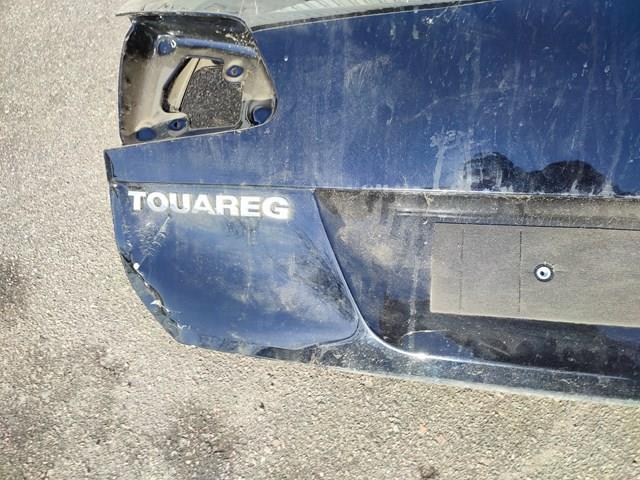Дверь багажника (ляда) голая, volkswagen touareg nf 2010-2018, есть незначительные повреждения  7P6827025B